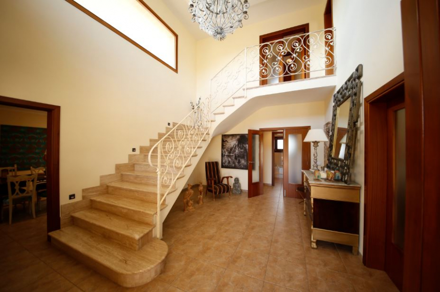 finca8 - Luxuriöse Finca mit Pool und ETV-Tourismuslizenz für 10 Personen in Alcudia zum Kauf!