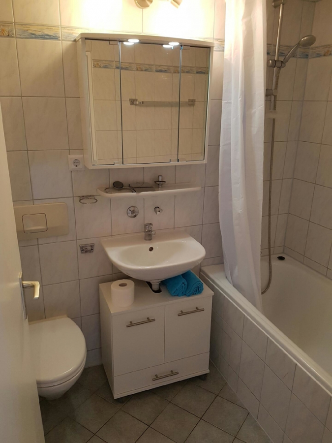 Bild - KNIPFER´S IMMOBILIENSCHÄTZE – HOTELTURM – Apartment zum Kauf!