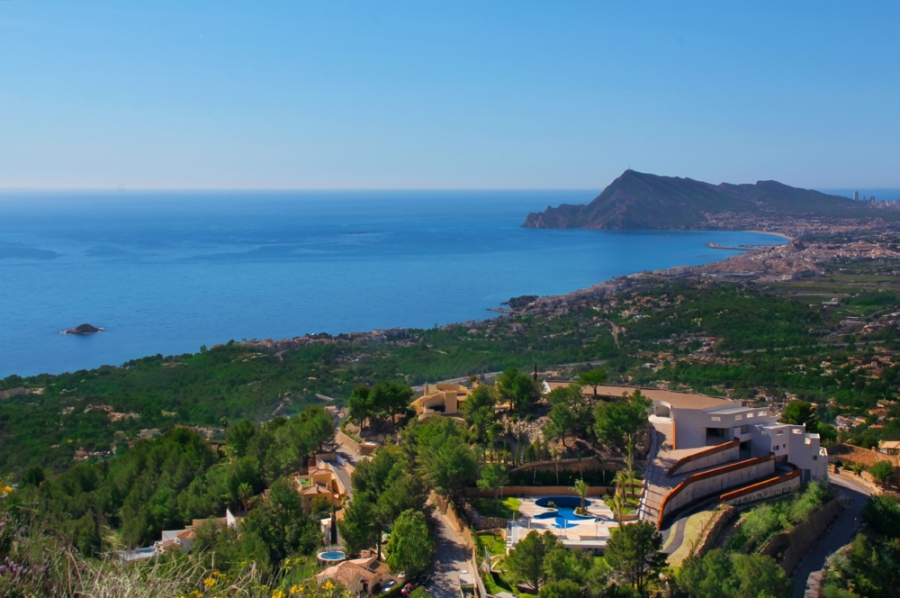 Bild - KNIPFER IMMOBILIEN – LUXUS-DACHTERRASSENWOHNUNG MIT MEERBLICK