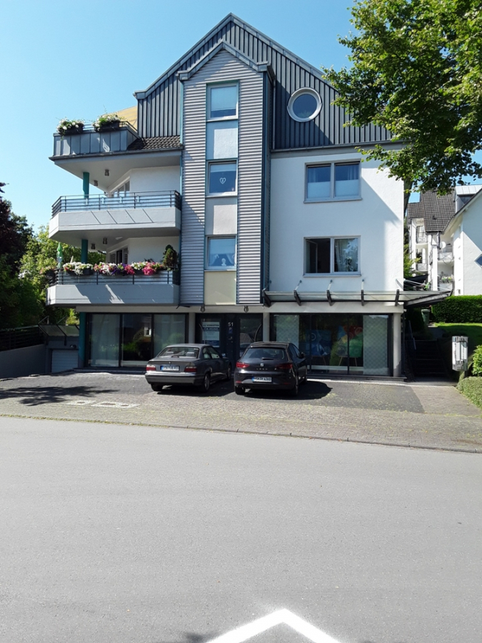 Top Kapitalanlage in Brilon | Gepflegtes MFH mit TG & Gewerbeeinheiten, 59929 Brilon, Mehrfamilienhaus