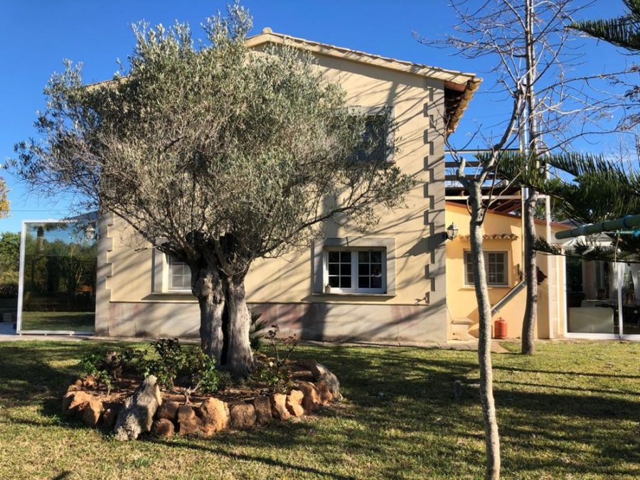 Bild - MALLORCA BROKER – Finca mit Pool und Gästehaus bei Llucmajor zum Kauf
