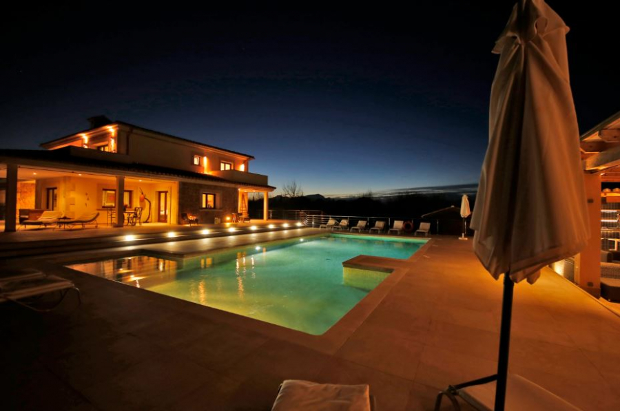 finca24 - KNIPFER IMMOBILIEN – Mallorca – Luxuriöse Finca mit Pool in Alcudia zum Kauf!