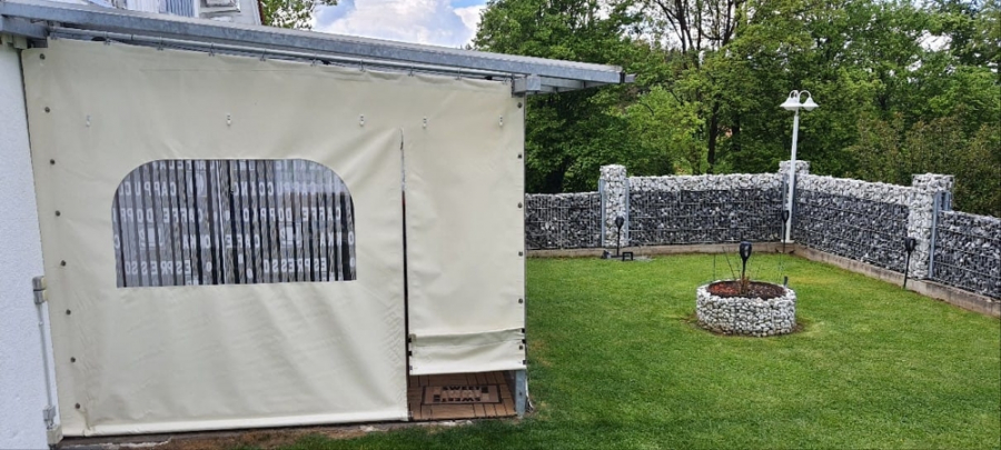 Bild - KNIPFER`S IMMOBILIENSCHÄTZE – Großzügiges EFH mit Einliegerwohnung, Doppelgarage und tollem Garten