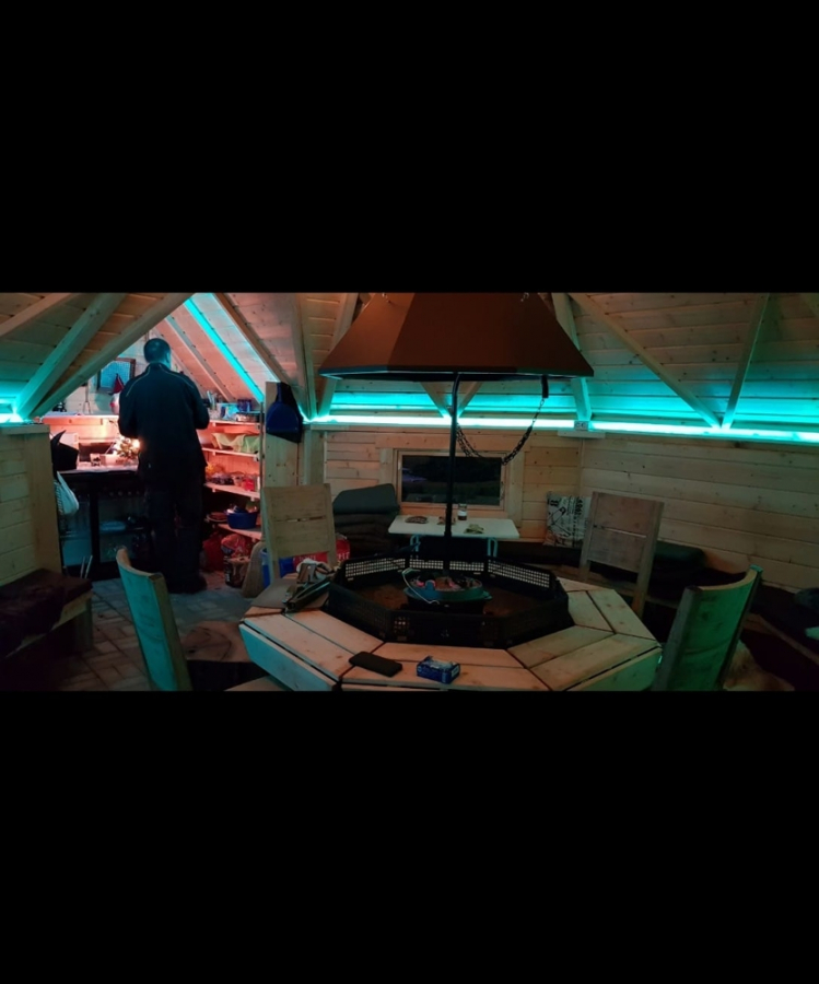 Bild - KNIPFER`S IMMOBILIENSCHÄTZE – Großzügiges EFH mit Einliegerwohnung, Doppelgarage und tollem Garten