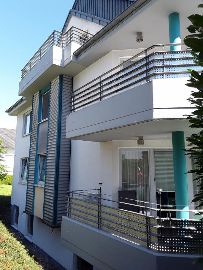 Bild - KNIPFER`S IMMOBILIENSCHÄTZE – Sehr gepflegtes Wohn- und Geschäftshaus in Brilon zum Kauf