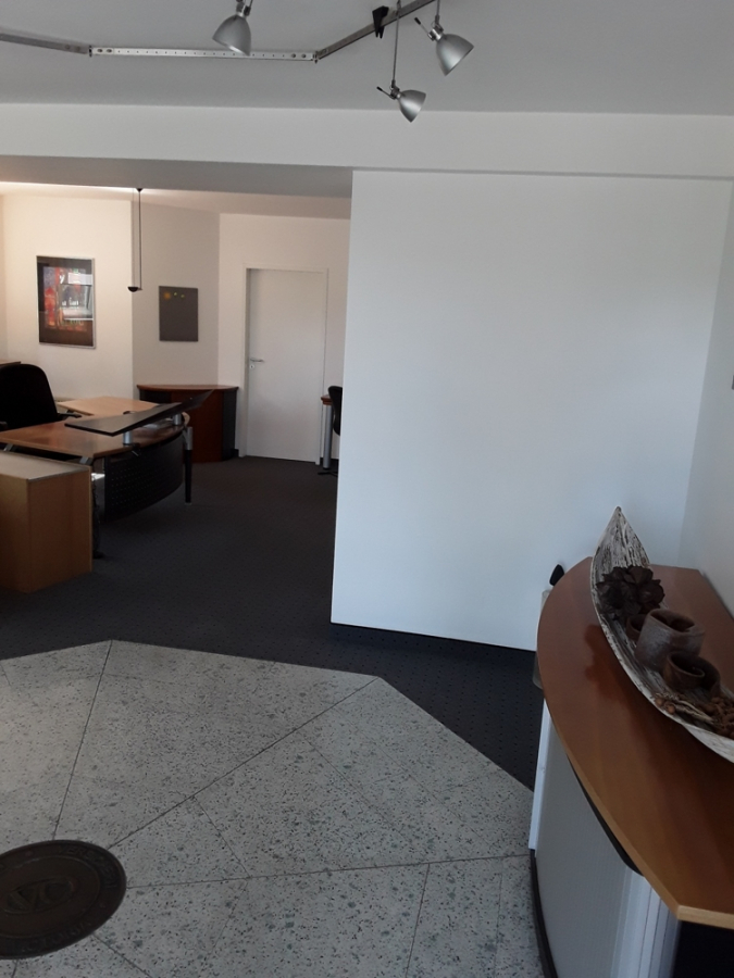 Bild - KNIPFER`S IMMOBILIENSCHÄTZE – Sehr gepflegtes Wohn- und Geschäftshaus in Brilon zum Kauf