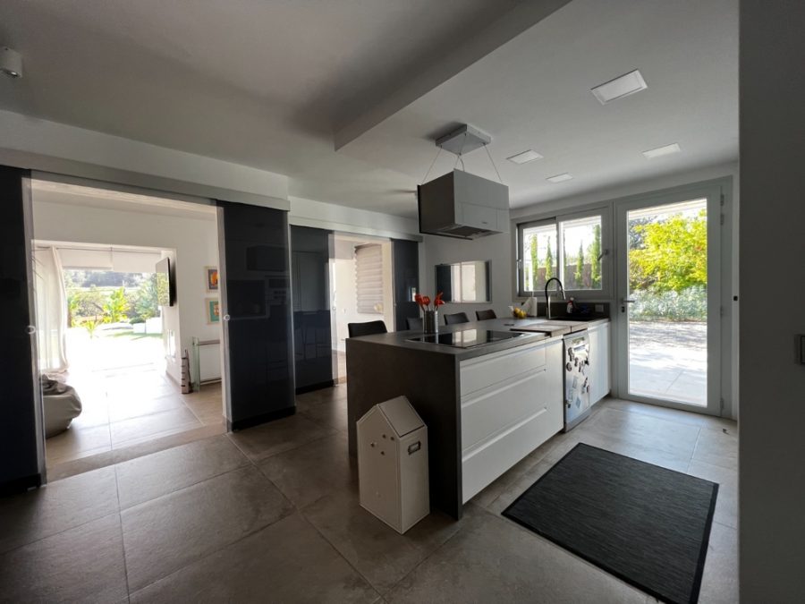 Bild - IBIZA – Villa mit Pool und Tourismuslizenz