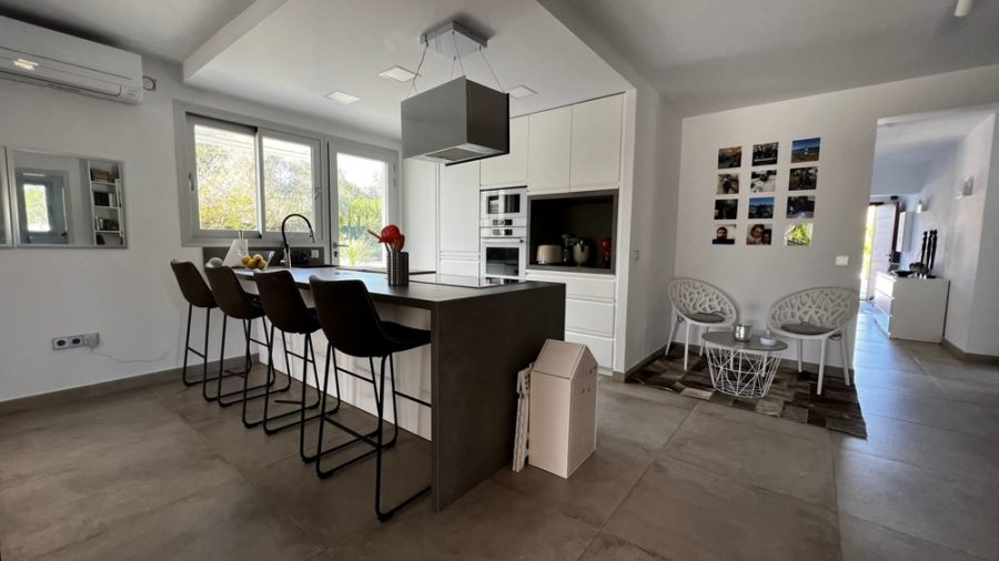 Bild - IBIZA – Villa mit Pool und Tourismuslizenz