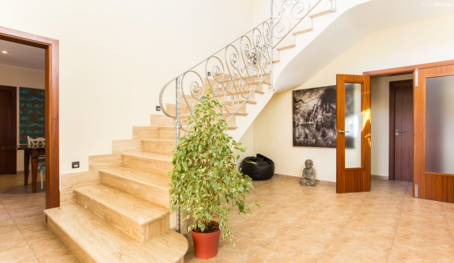 Bild - MALLORCA BROKER – Villa mit Tourismuslizenz in Alcudia Bonaire zum Kauf