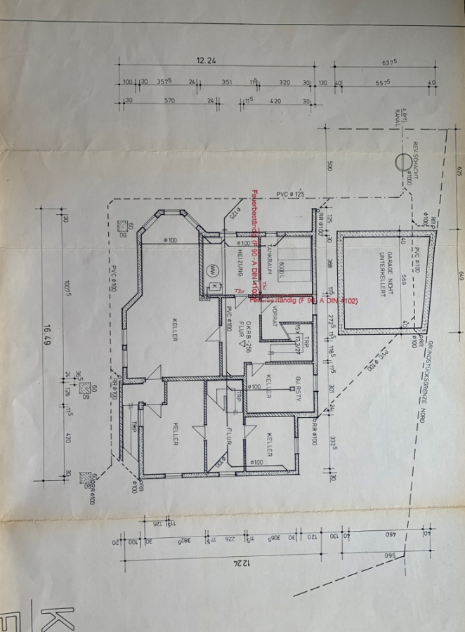 Grundriss Keller - KNIPFER IMMOBILIEN – Exklusives Zweifamilienhaus in sehr ruhiger Wohnlage von Lützelburg zum Kauf
