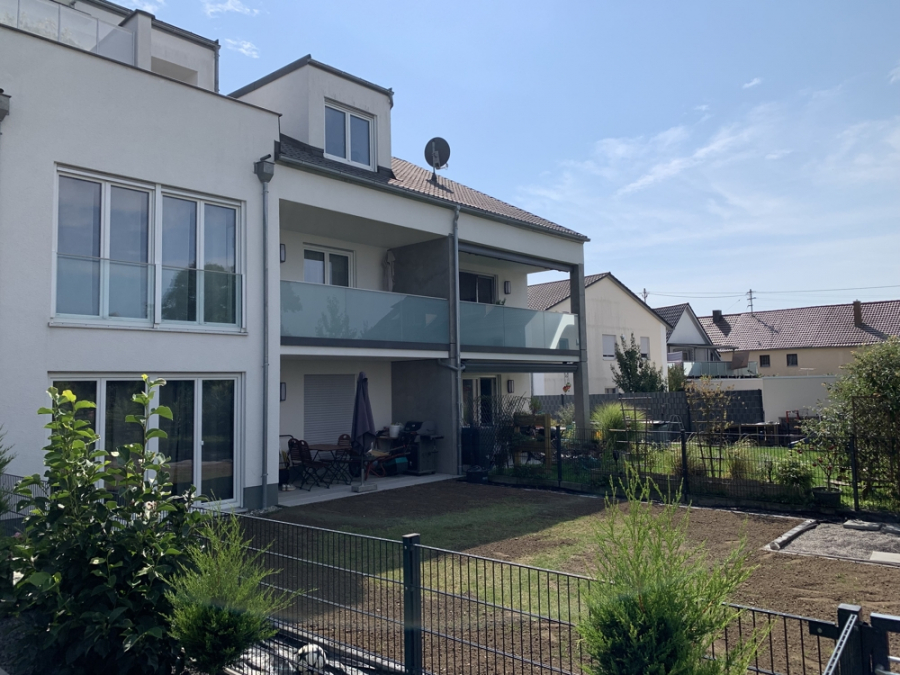 KNIPFER`S IMMOBILIENSCHÄTZE – Moderne Wohnung mit Loggia in Meitingen-Erlingen zum Kauf, 86405 Meitingen / Erlingen, Etagenwohnung