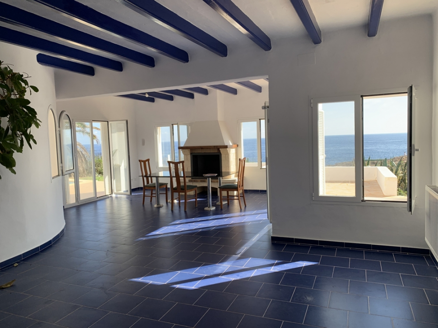 Bild - Villa in 1. Meereslinie in Cala D´Or zum Kauf