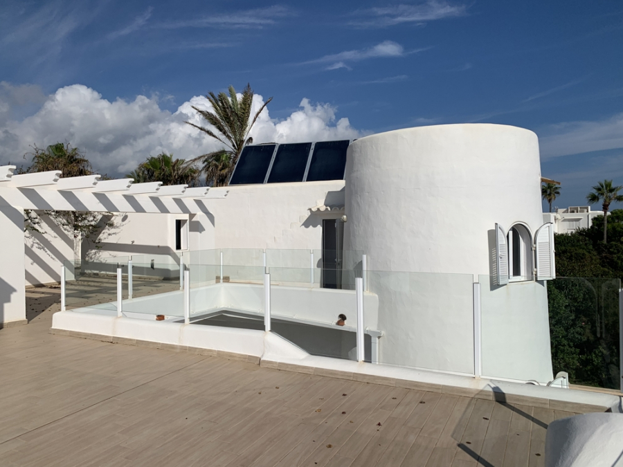 Bild - Villa in 1. Meereslinie in Cala D´Or zum Kauf