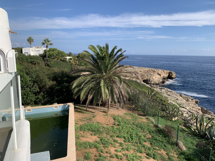 Bild - Villa in 1. Meereslinie in Cala D´Or zum Kauf