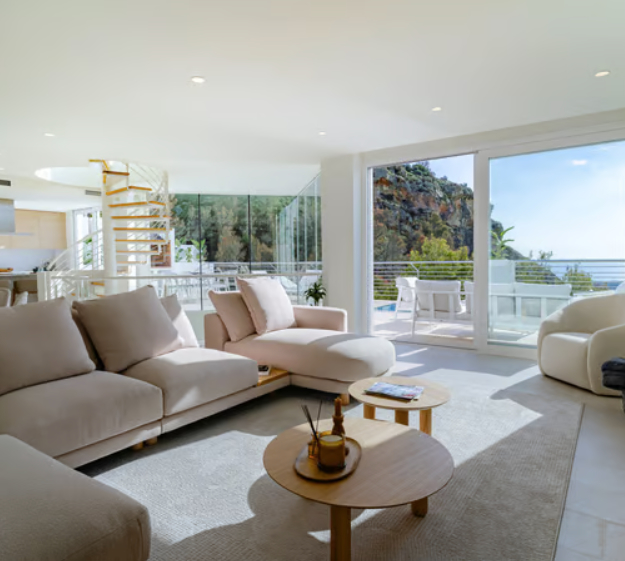 Bild - KNIPFER IMMOBILIEN – Luxuriöse Villa mit Pool und Meerblick in Altea zum Kauf