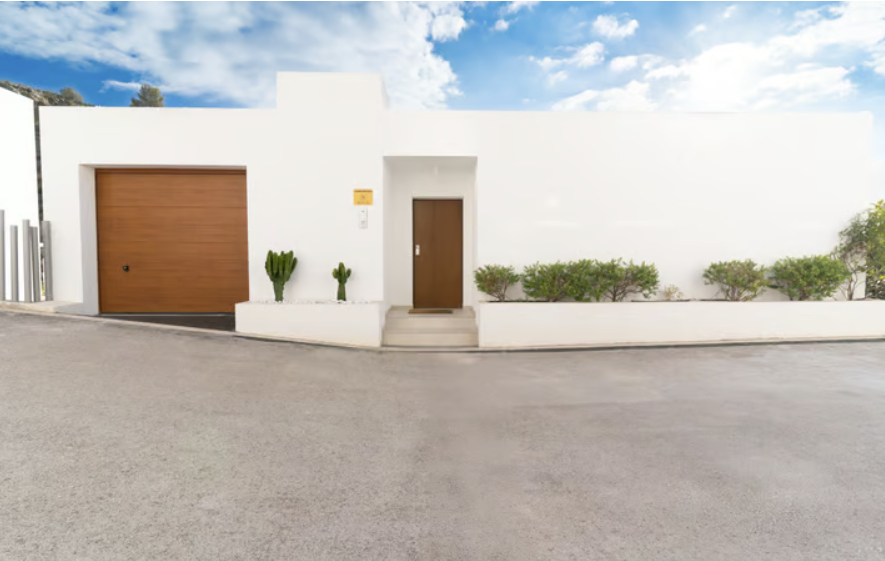 Bild - KNIPFER IMMOBILIEN – Luxuriöse Villa mit Pool und Meerblick in Altea zum Kauf