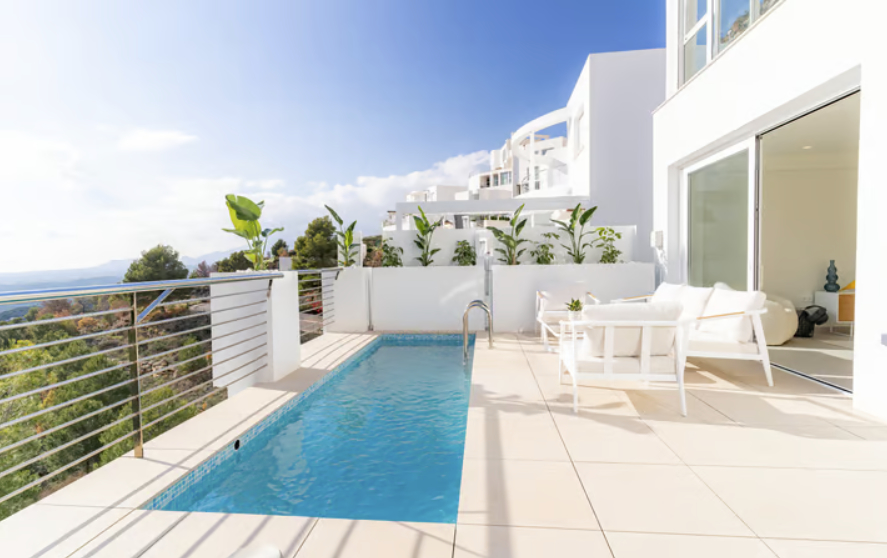 Bild - KNIPFER IMMOBILIEN – Luxuriöse Villa mit Pool und Meerblick in Altea zum Kauf