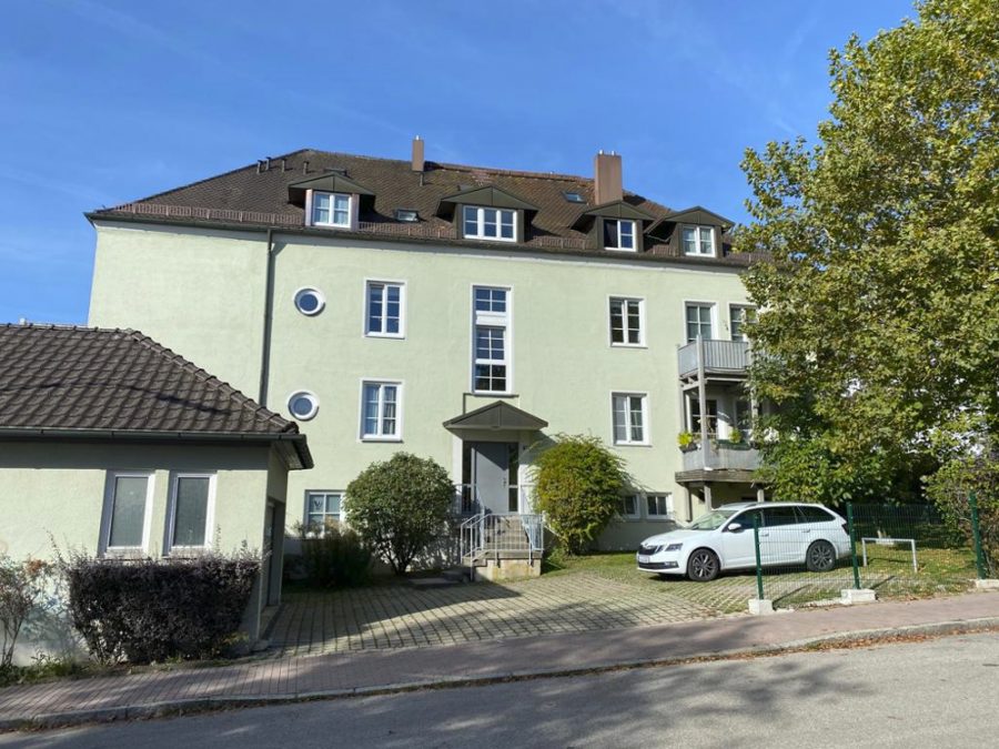 KNIPFER IMMOBILIEN – Gepflegtes Mehrfamilienhaus in Freising mit 12 WE, 85354 Freising, Mehrfamilienhaus