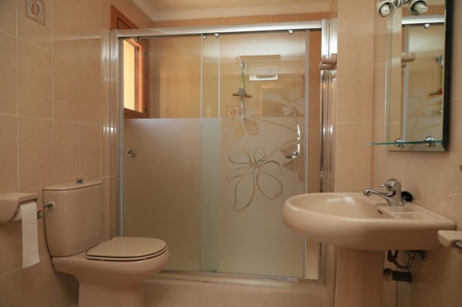 Bild - MALLORCA BROKER – Finca mit Pool und Obstplantage bei Palma zum Kauf