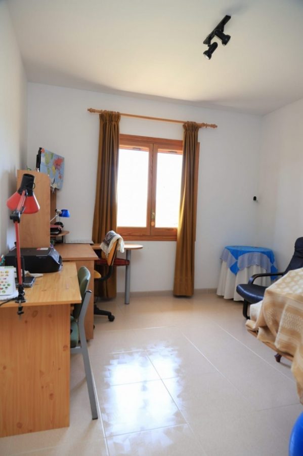 Bild - MALLORCA BROKER – Finca mit Pool und Obstplantage bei Palma zum Kauf