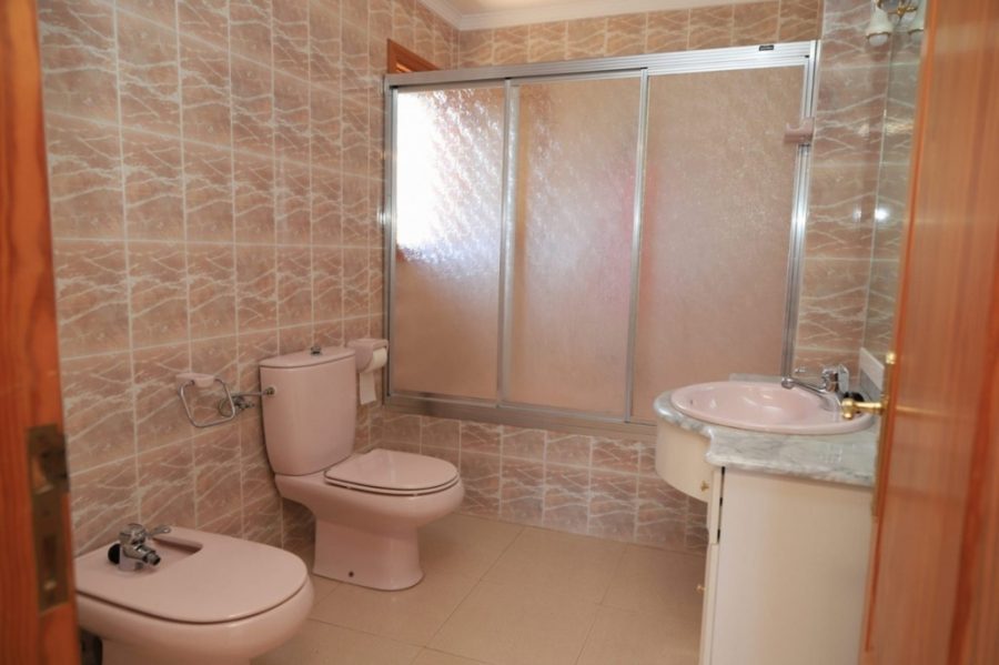 Bild - MALLORCA BROKER – Finca mit Pool und Obstplantage bei Palma zum Kauf