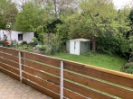 KNIPFER IMMOBILIEN - Gepflegtes 3-Familienhaus in Diedorf-Hausen mit Doppelgarage zum Kauf - Balkon EG