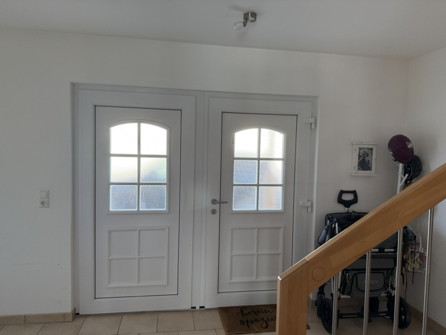 Bild - Luxus EFH mit Pool & XXL-Veranda in ruhiger Lage von Bonstetten