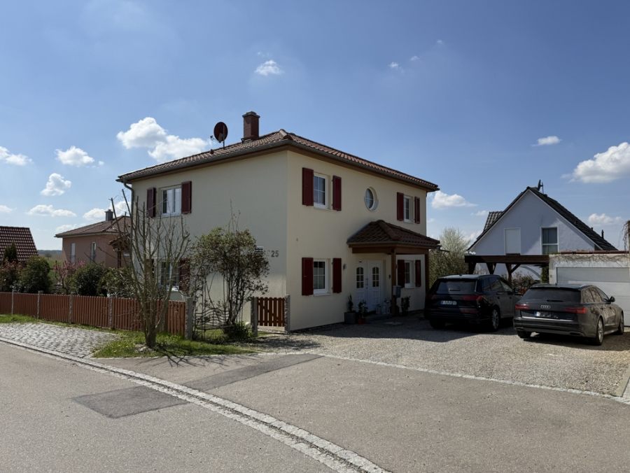 Bild - Luxus EFH mit Pool & XXL-Veranda in ruhiger Lage von Bonstetten