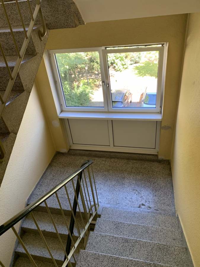 Bild - KNIPFER`S IMMOBILIENSCHÄTZE – Gepflegte 3 ZKB mit Südbalkon in Pasing zum Kauf