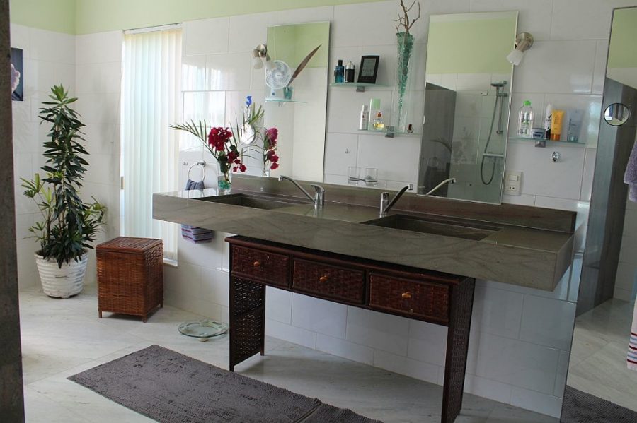 Bild - EXKLUSIVE VILLA DIREKT AM STRAND VON TABATINGA