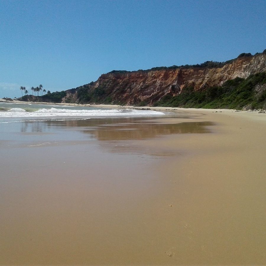 Bild - EXKLUSIVE VILLA DIREKT AM STRAND VON TABATINGA