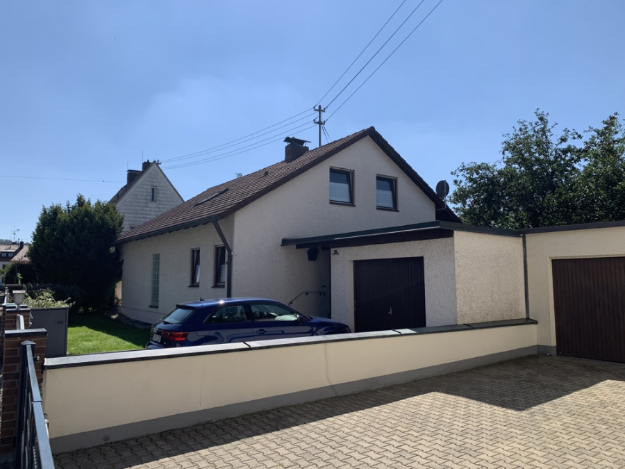 Bild - KNIPFER`S IMMOBILIENSCHÄTZE – TOP Lage – Einfamilienhaus mit Potenzial und tollem Garten in Diedorf