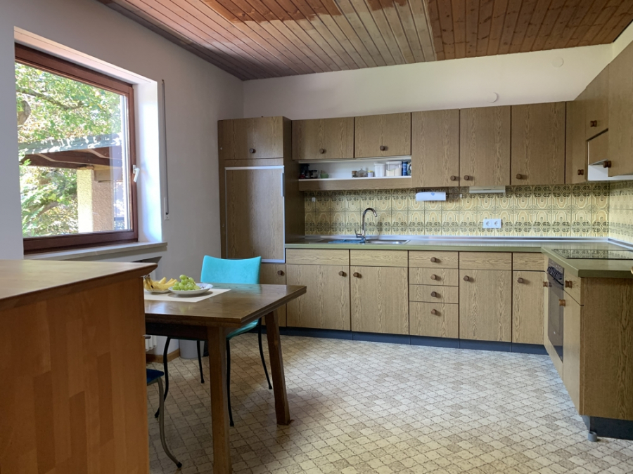 Bild - KNIPFER`S IMMOBILIENSCHÄTZE – TOP Lage – Einfamilienhaus mit Potenzial und tollem Garten in Diedorf