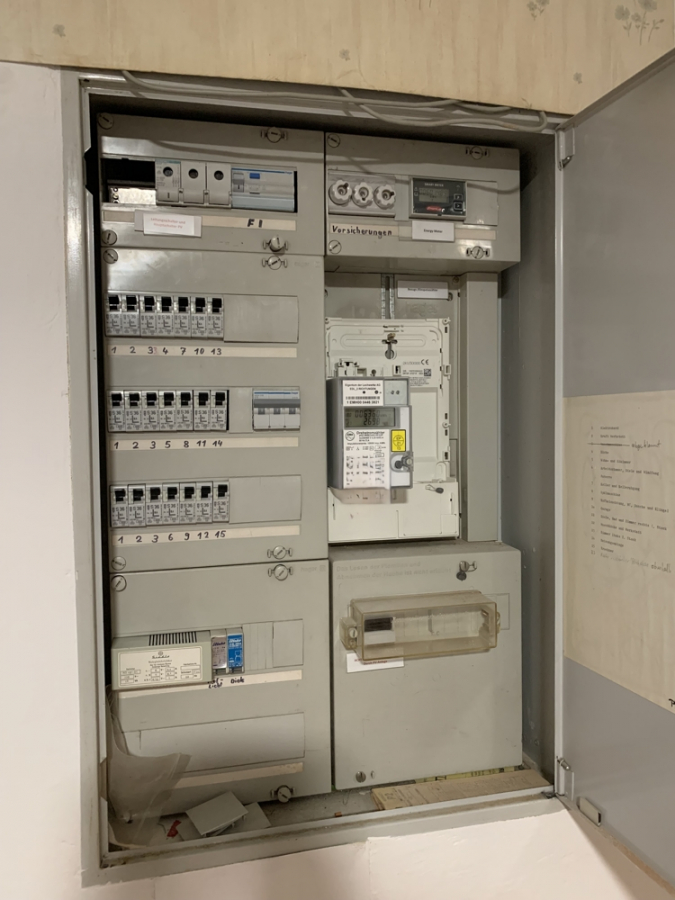 Bild - KNIPFER`S IMMOBILIENSCHÄTZE – TOP Lage – Einfamilienhaus mit Potenzial und tollem Garten in Diedorf