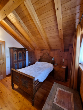 Bild - KNIPFER IMMOBILIEN – Rustikales Chalet im Trentino zum Kauf