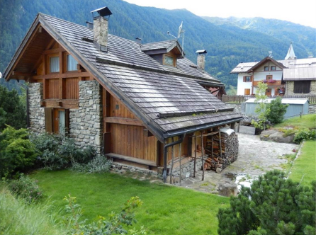 Bild - KNIPFER IMMOBILIEN – Rustikales Chalet im Trentino zum Kauf