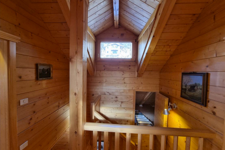 Bild - KNIPFER IMMOBILIEN – Rustikales Chalet im Trentino zum Kauf