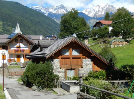 Bild - KNIPFER IMMOBILIEN – Rustikales Chalet im Trentino zum Kauf