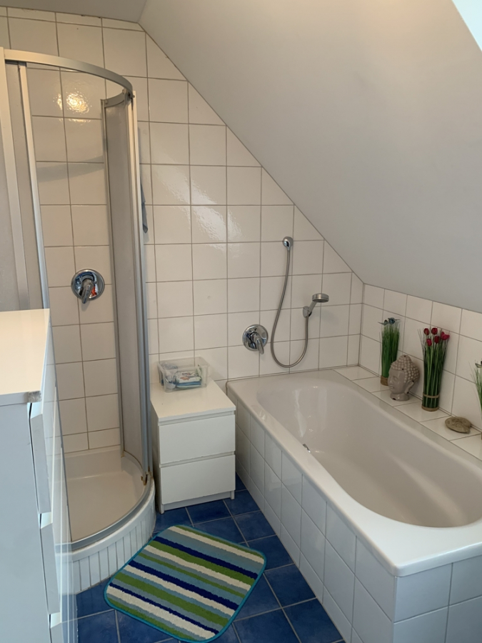 Bild - KNIPFER`S IMMOBILIENSCHÄTZE – Elegante DHH in absolut ruhiger Lage in Deubach zum Kauf!