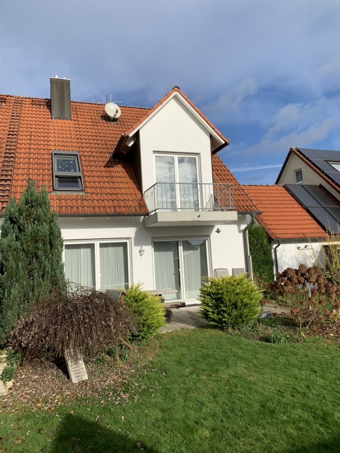 Bild - KNIPFER`S IMMOBILIENSCHÄTZE – Elegante DHH in absolut ruhiger Lage in Deubach zum Kauf!