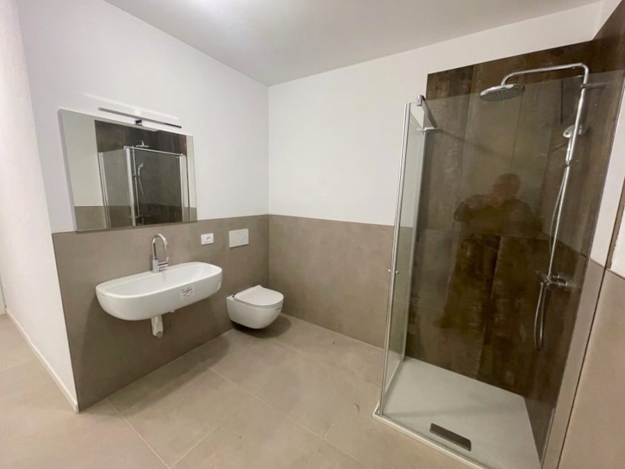 Bild - VILLA IN VERONA ZUM KAUF! Erstbezug auf einem Parkähnlichen Grundstück mit Doppelgarage