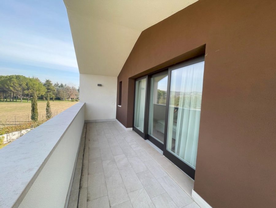 Bild - VILLA IN VERONA ZUM KAUF! Erstbezug auf einem Parkähnlichen Grundstück mit Doppelgarage