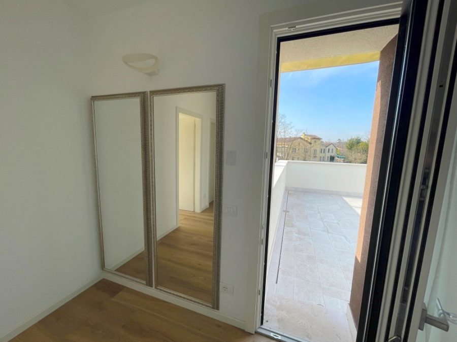 Bild - VILLA IN VERONA ZUM KAUF! Erstbezug auf einem Parkähnlichen Grundstück mit Doppelgarage