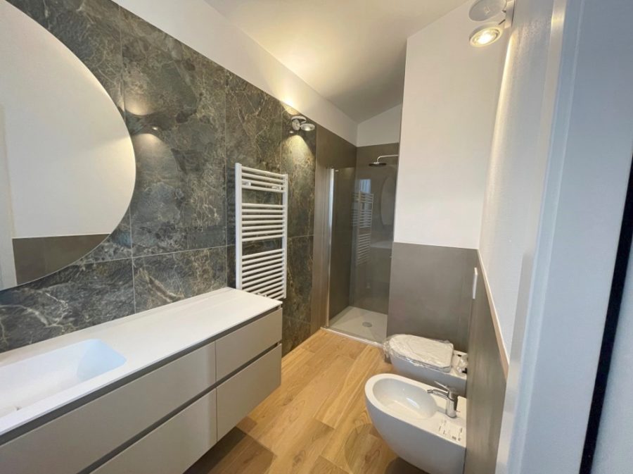 Bild - VILLA IN VERONA ZUM KAUF! Erstbezug auf einem Parkähnlichen Grundstück mit Doppelgarage