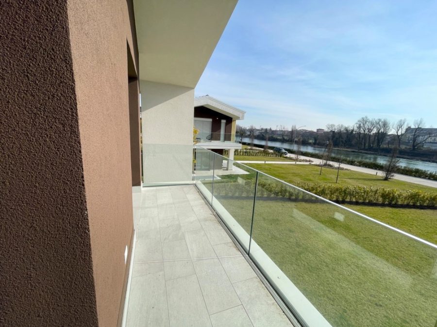 Bild - VILLA IN VERONA ZUM KAUF! Erstbezug auf einem Parkähnlichen Grundstück mit Doppelgarage
