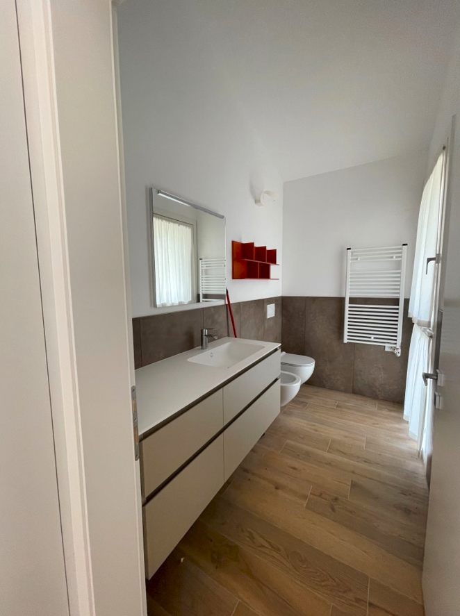 Bild - VILLA IN VERONA ZUM KAUF! Erstbezug auf einem Parkähnlichen Grundstück mit Doppelgarage