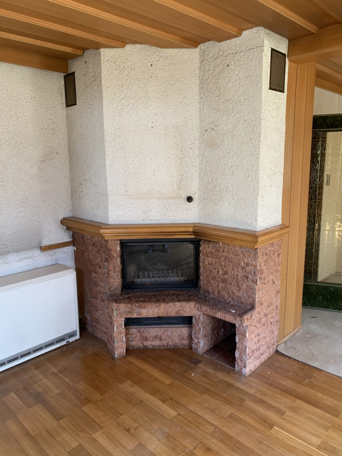 Kamin Wohnzimmer EG - KNIPFER`S IMMOBILIENSCHÄTZE – Renovierungsbedürftiges Zweifamilienhaus in Augsburg-Hochzoll zum Kauf