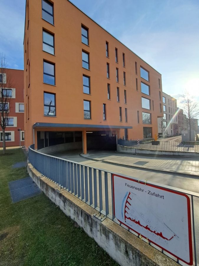 Bild - KNIPFER IMMOBILIEN – Motorradstellplatz in einer Tiefgarage im Provinopark zur Miete!