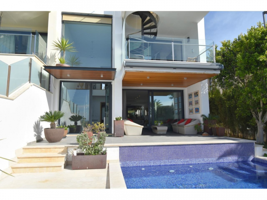Haus - MALLORCA BROKER – Luxuriöse DHH mit Infintiy-Pool in Alcanada zum Kauf
