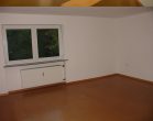 KNIPFER IMMOBILIEN - Dreifamilienhaus mit Potenzial in Regensburg zum Kauf! - Wohnung OG